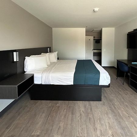 Motel 6 Lake Elsinore, Ca Bagian luar foto
