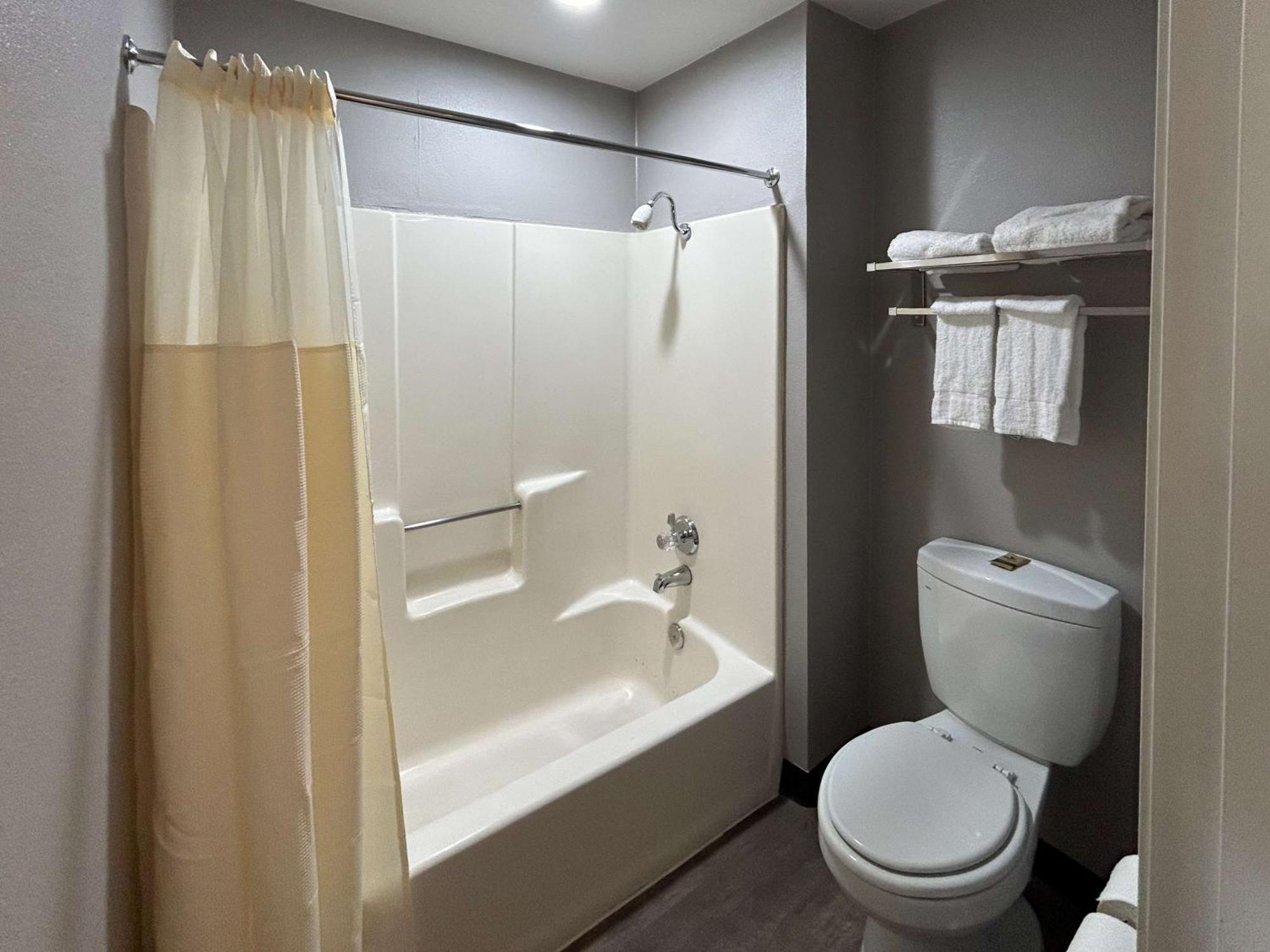 Motel 6 Lake Elsinore, Ca Bagian luar foto